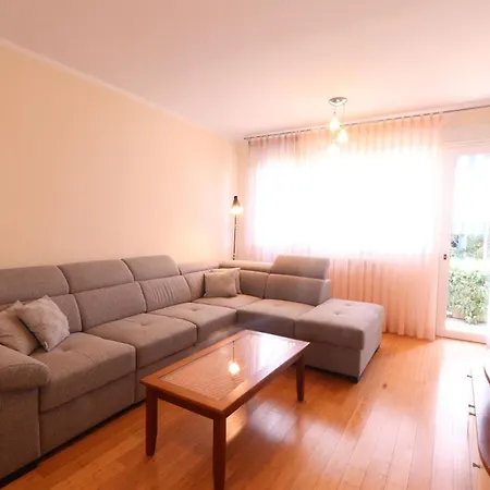 Apartment Gortanova In Stoja Mit Privater Terrasse